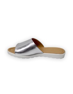 Papuci argintii cu talpa joasa din piele naturala fabricati in romania 2